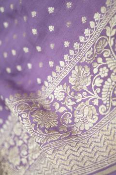 Banarasi Crepe Khaddi Mauve Silver Booti Saree