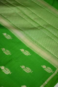 Mehandi Colour Raw Mango Silk Saree